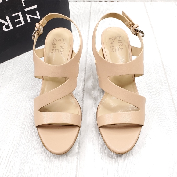 Naturalizer Dee Bamboo Tan Strappy Sandals - Picture 2 of 8